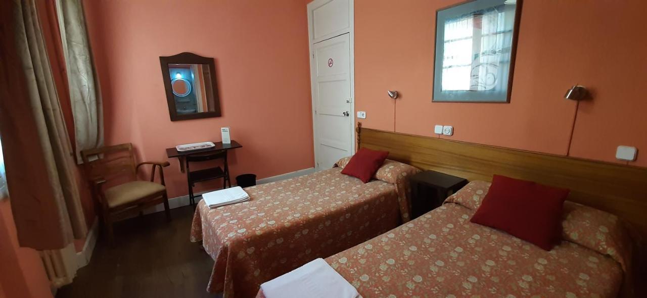 Hostal San Martin Madrid Exterior photo