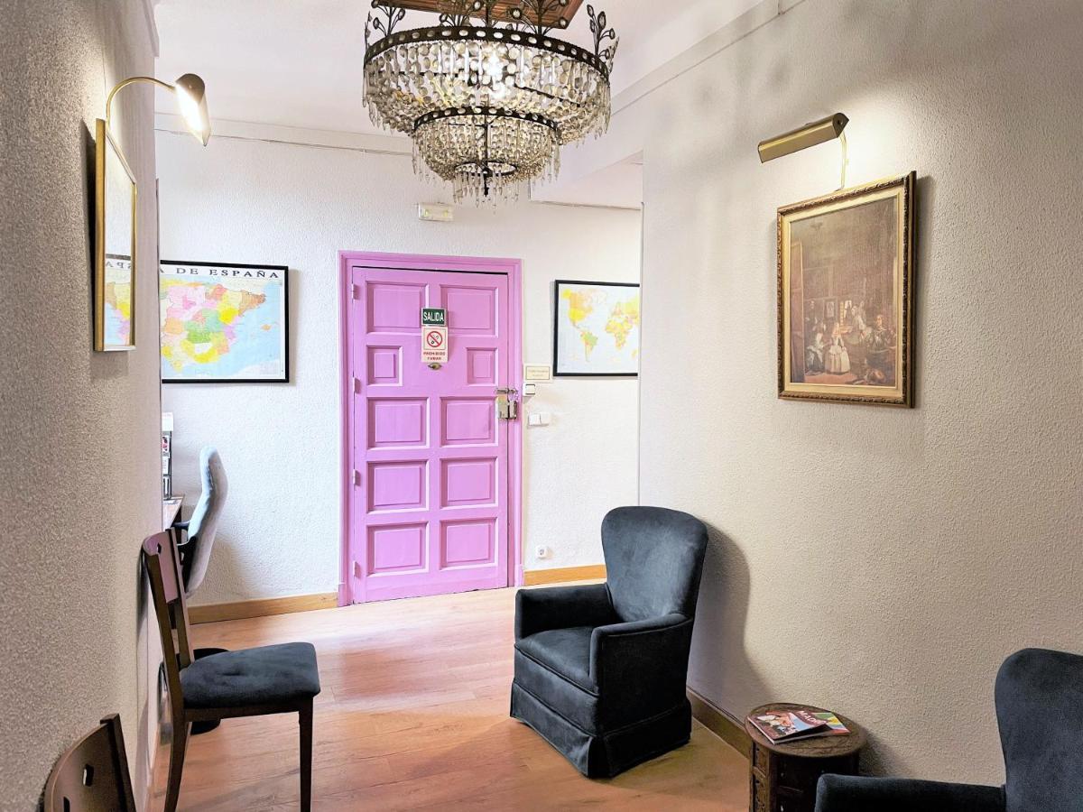 Hostal San Martin Madrid Exterior photo