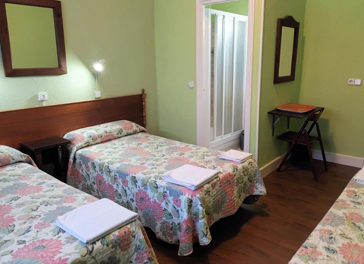 Hostal San Martin Madrid Exterior photo